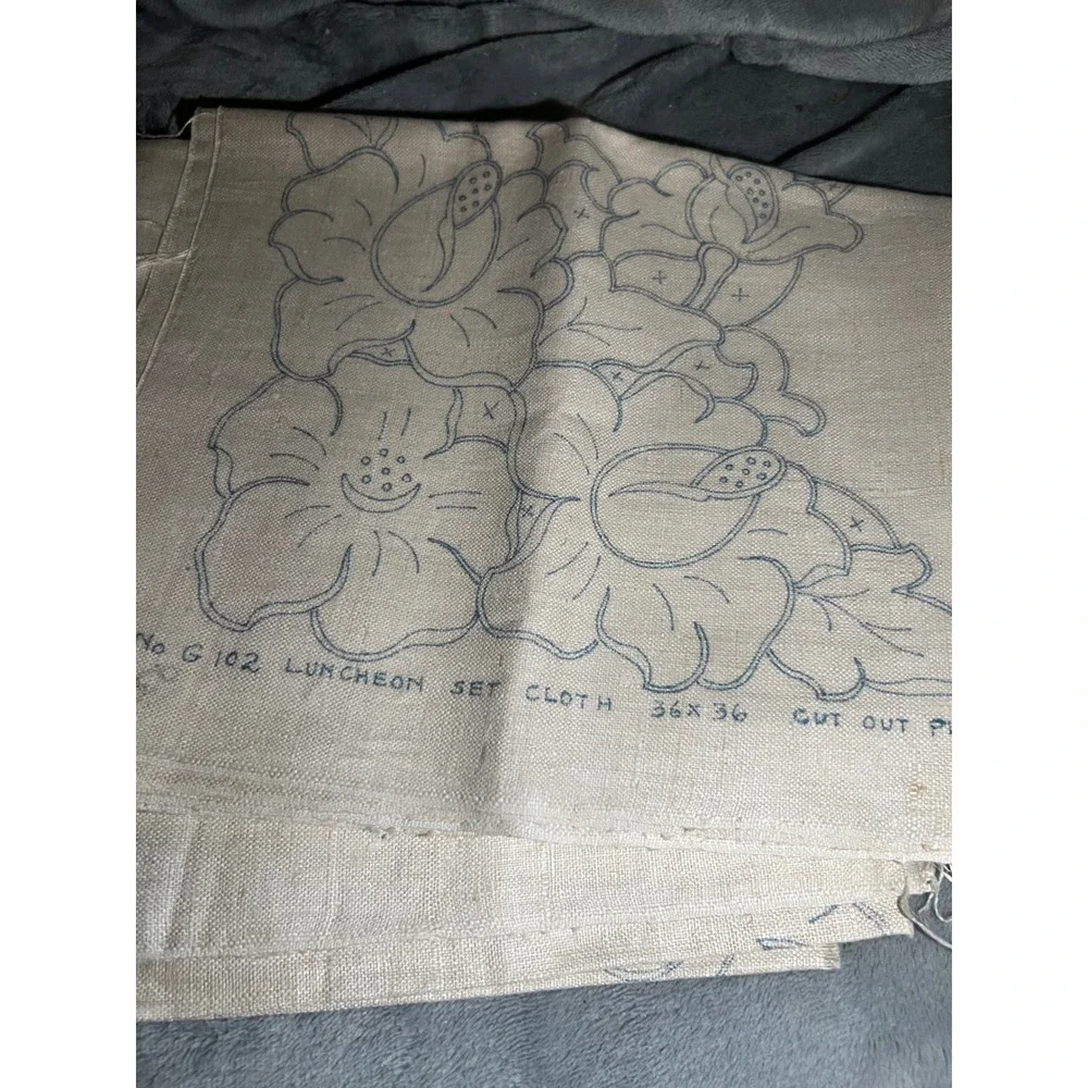 Vintage Embroidery Luncheon Set Design 102 Stamped Linen J&P Coats Thread Floral